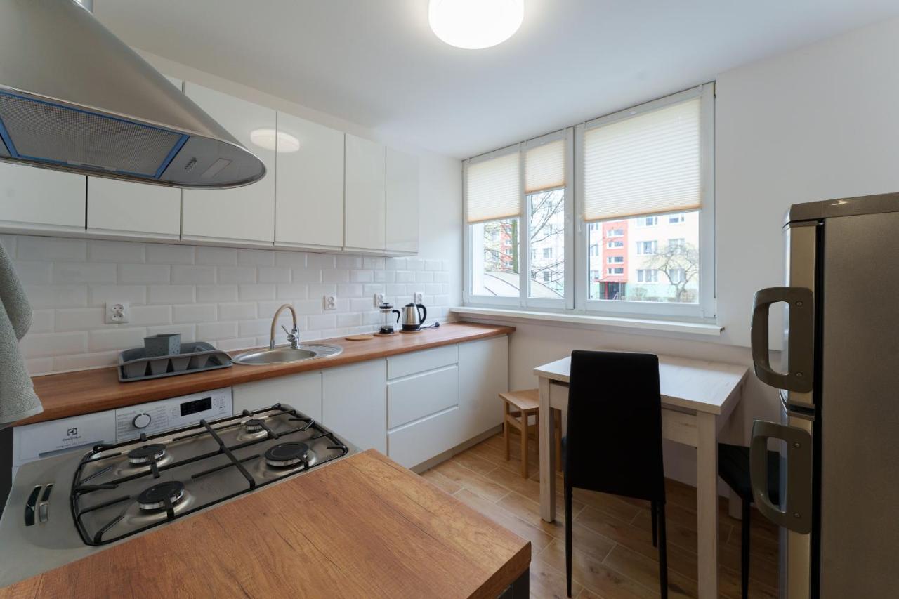 Apartament Pod Swierkiem - Pet Friendly - 2 Osobne Pokoje Dla Max 5 Osob - Space Apart Jelenia Góra Exteriör bild