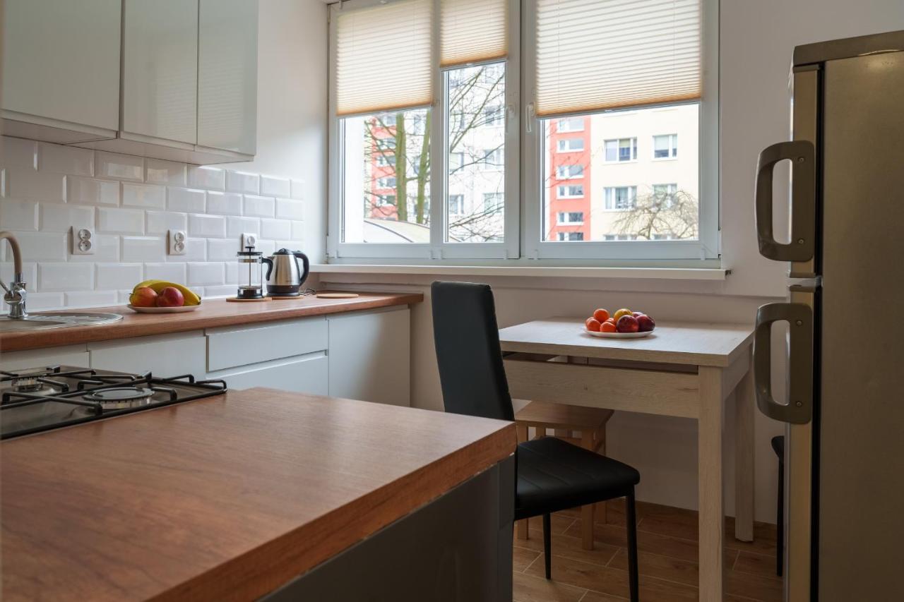 Apartament Pod Swierkiem - Pet Friendly - 2 Osobne Pokoje Dla Max 5 Osob - Space Apart Jelenia Góra Exteriör bild
